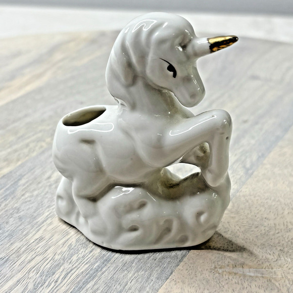 Unicorn CHARACTER FIGURINE Gold and White - Picture 3 of 5